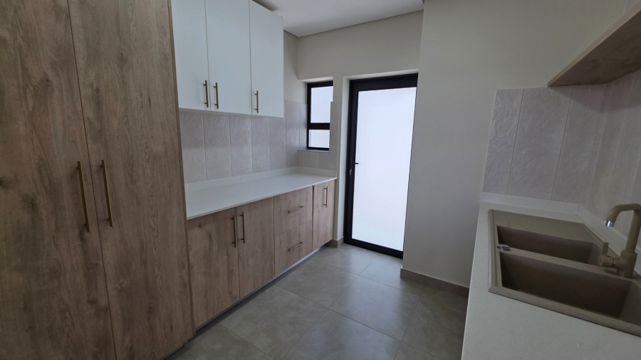 3 Bedroom Property for Sale in Hartenbos Heuwels Western Cape